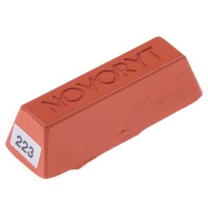 NOVORYT - tmel tvrdý tavný, odstín č.223 (Korálově červená)