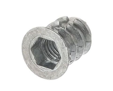 Matice závrtná M6, 8 x 13mm