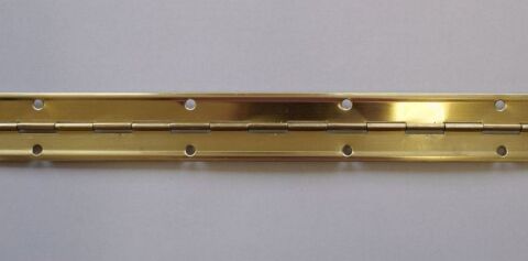 Závěs tyčový TKZ (pianový) 32x0,6x3500/70 s prolisem, mosaz