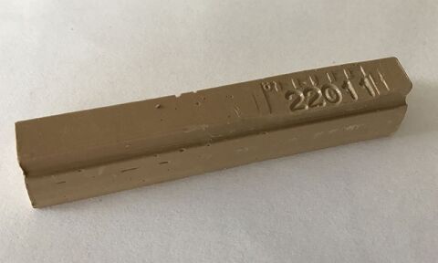 Opravný měkký voskový tmel KÖNIG 140 č.22011, Dub světlý (H1145, H3170, H3326, K021)