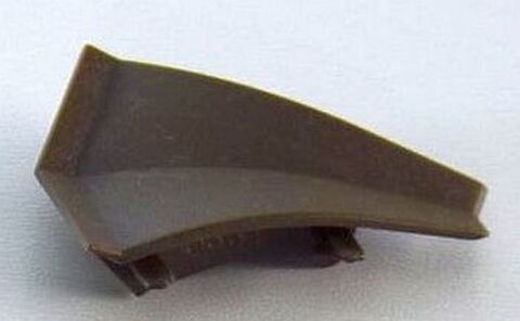 TL Egger WAP3 vnitřní roh 135° tmavě hnědá